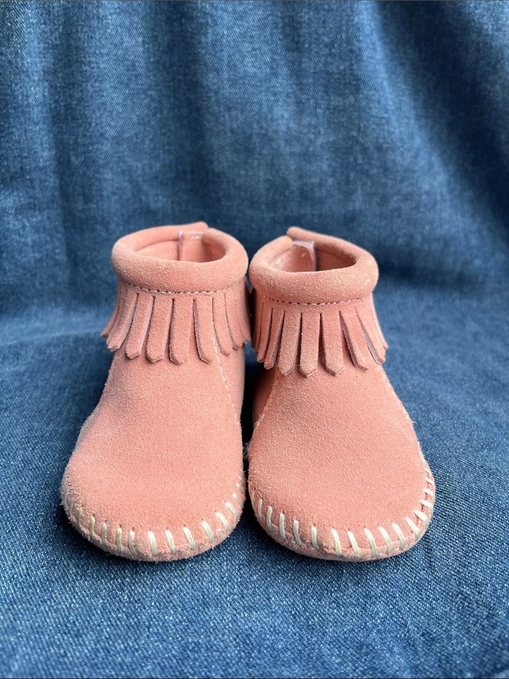 Infant Minnetonka Pink fringe Leather boots size 3